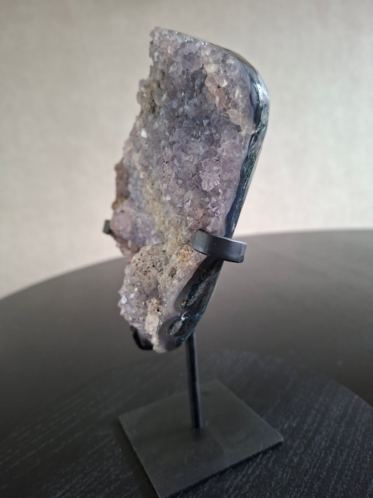 Braziliaanse Amethist met Chalcedoon & Insluitsels