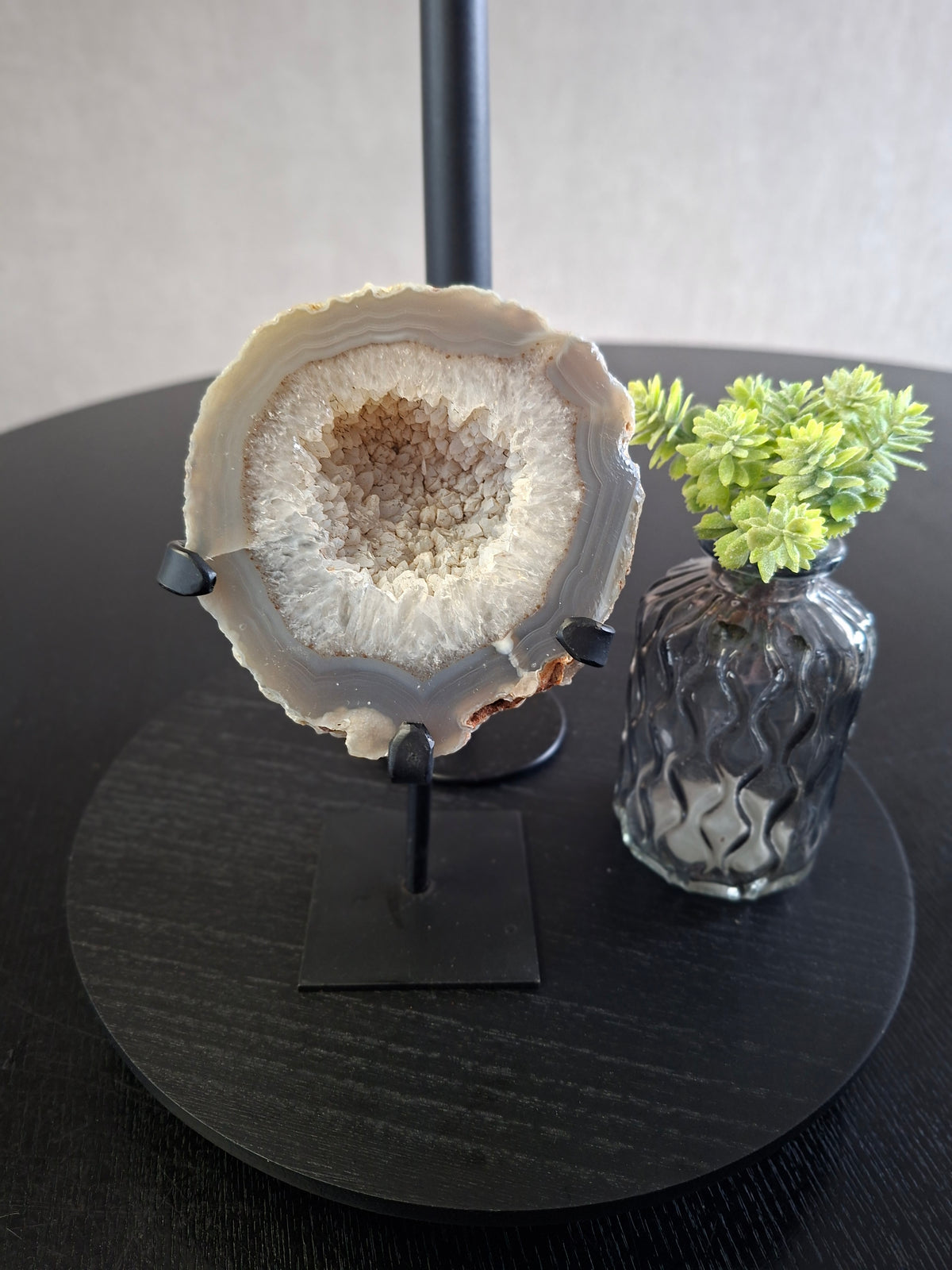 Agaat Geode op standaard Grijs