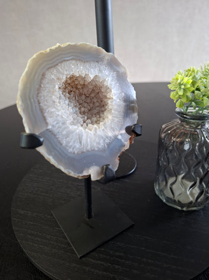 Agaat Geode op standaard Grijs