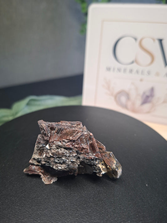 Toermalijn met gouden mica 2